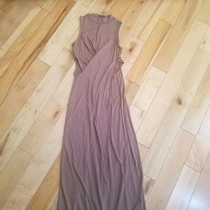 Sleeveless maxi dress with cutouts Sz S nude